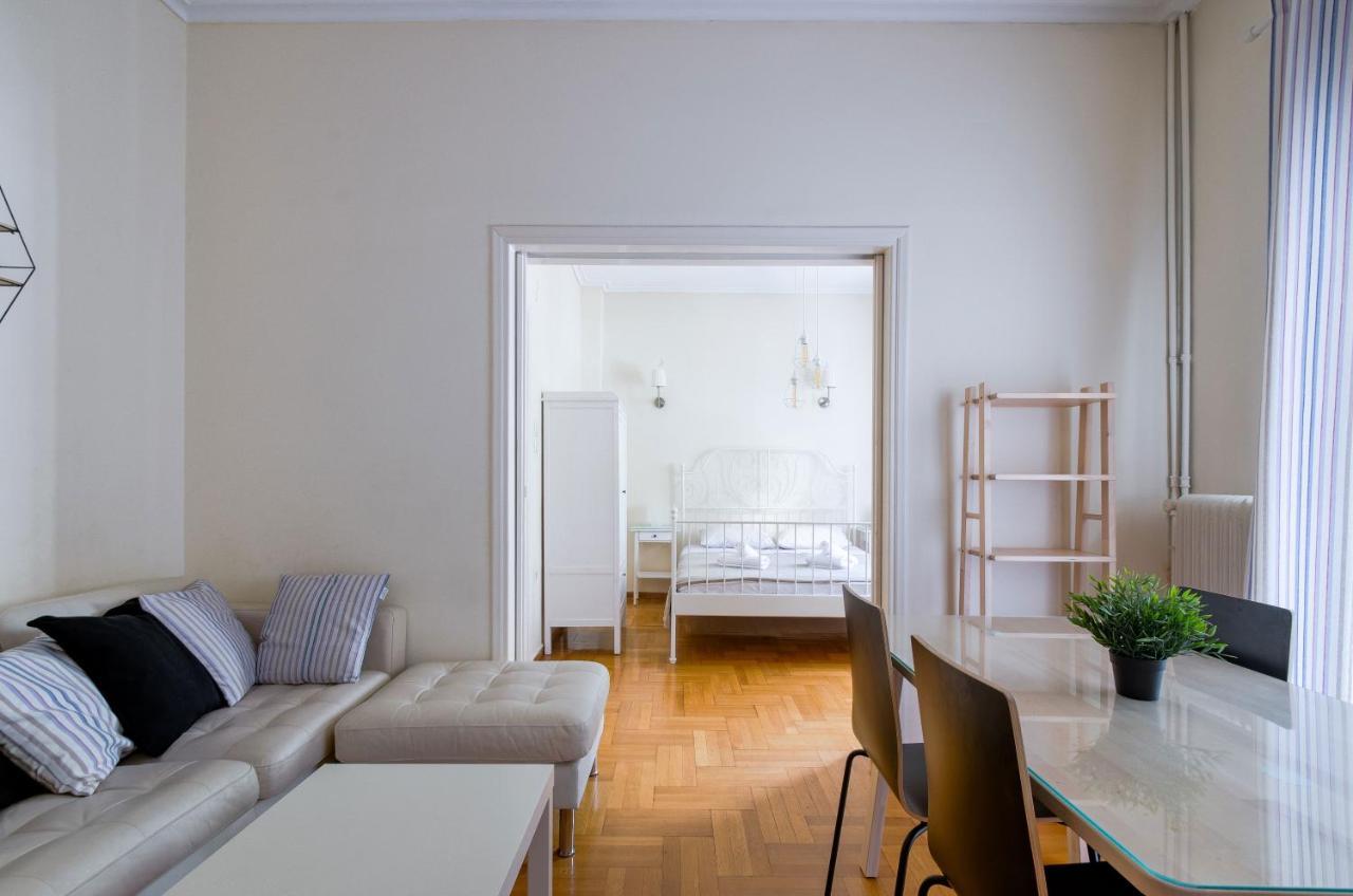 Beautiful 2Bd Apartment Near Historic Center Of Афины Экстерьер фото