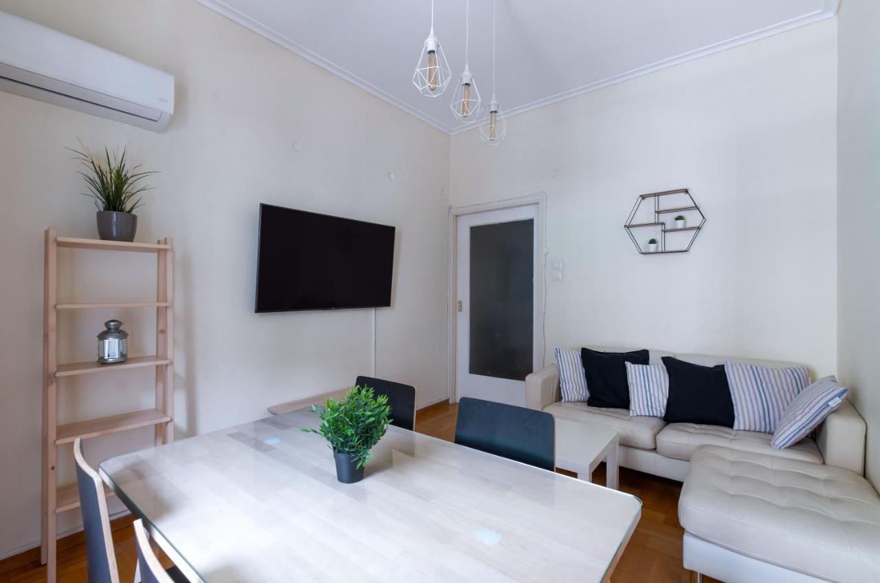 Beautiful 2Bd Apartment Near Historic Center Of Афины Экстерьер фото