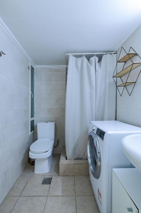 Beautiful 2Bd Apartment Near Historic Center Of Афины Экстерьер фото