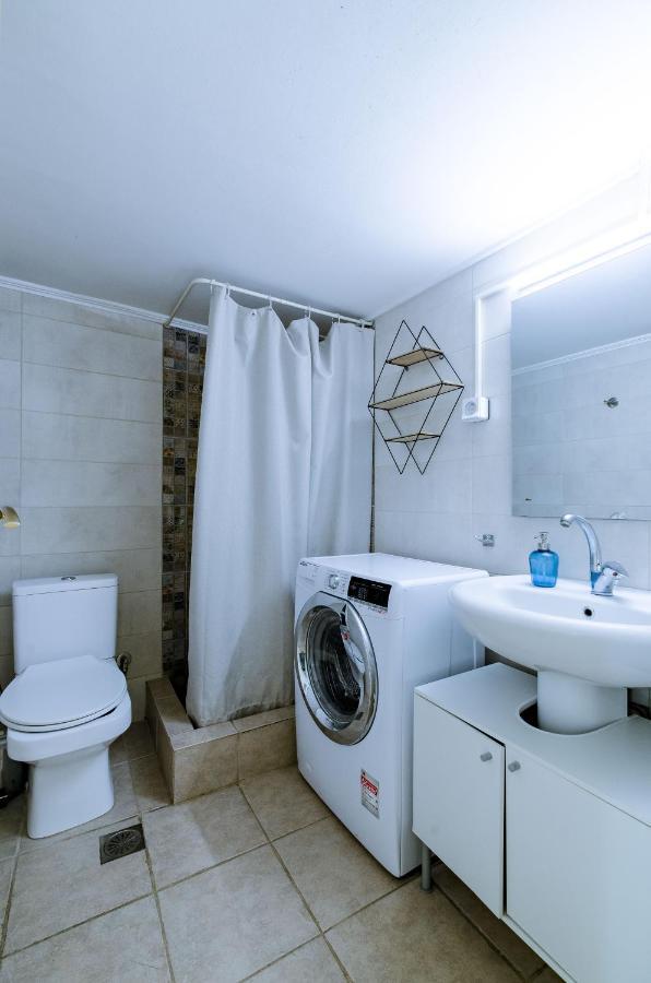 Beautiful 2Bd Apartment Near Historic Center Of Афины Экстерьер фото
